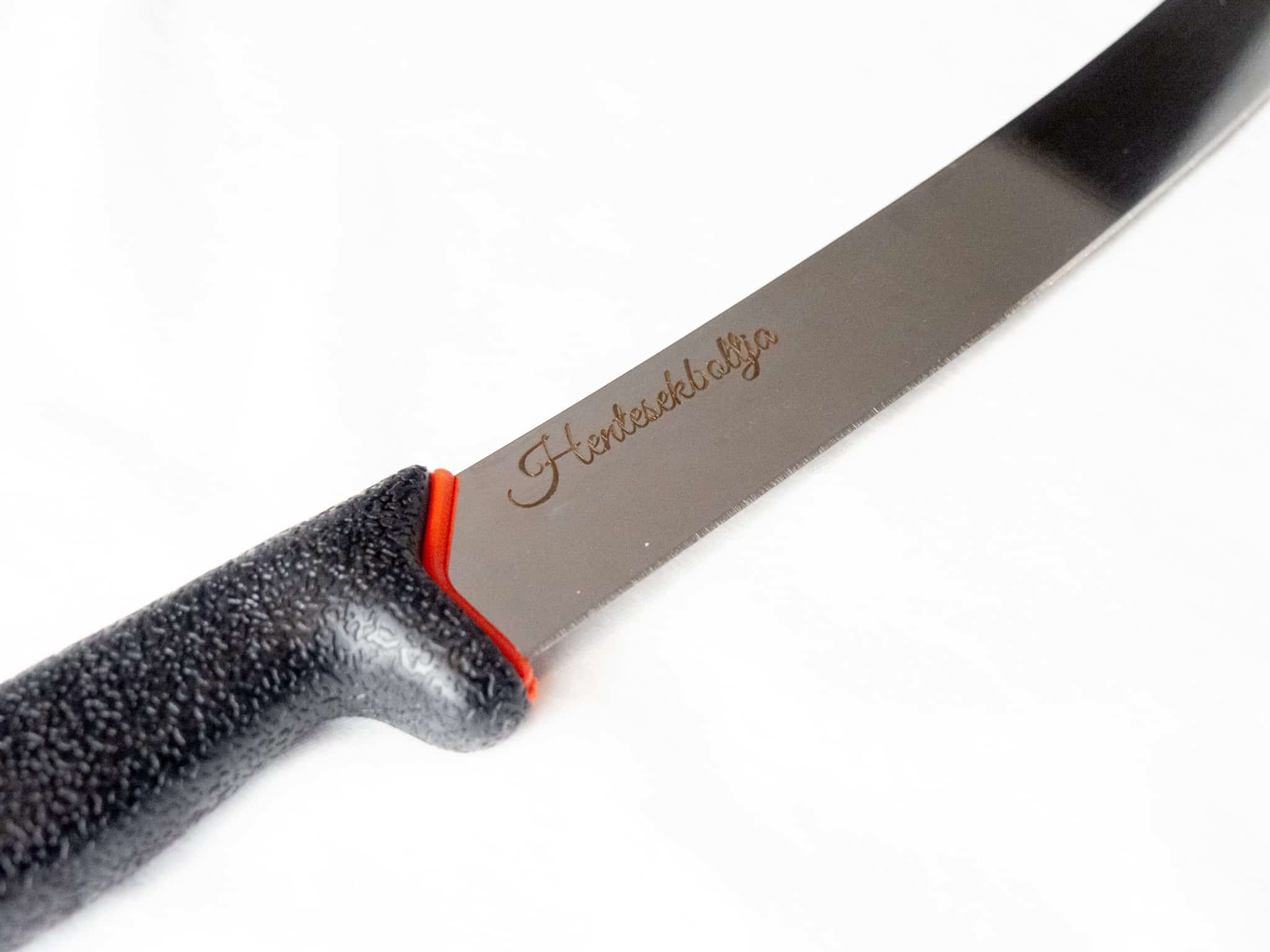 Personalizare cutite prin gravare